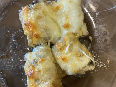 Baklažanų ritinėliai su sūriu pagrindine nuotrauka