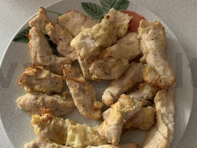 Vištienos gabaliukai oro grilyje pagrindine nuotrauka