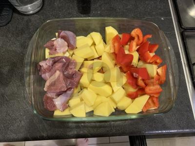 Trojų ingredientų troškinys Žingsnis 1