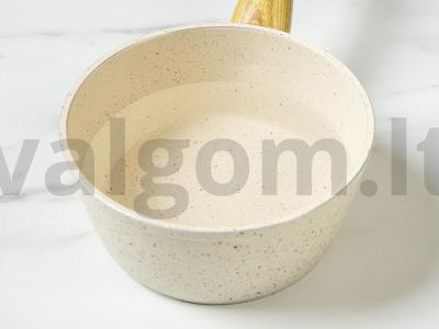 Greitai marinuoti grybai Žingsnis 1