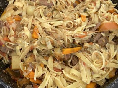 Sotūs lagmanas pagrindine nuotrauka