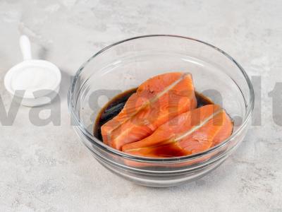 Lašišos steikas keptuvėje Žingsnis 1