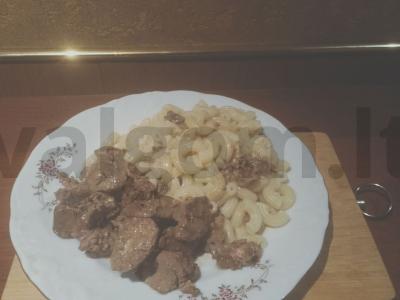 Vištienos kepenėlės su grietine ir garstyčiomis pagrindine nuotrauka