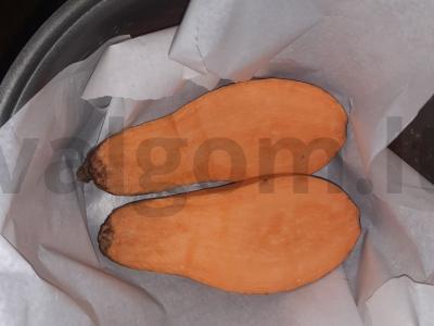 Saldus bulvės, įdarytos lęšiais ir grybais Žingsnis 1