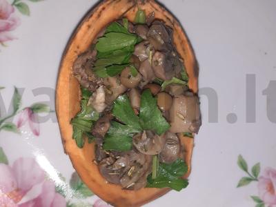 Saldus bulvės, įdarytos lęšiais ir grybais Žingsnis 3