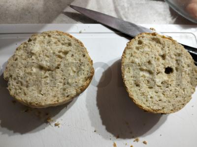 Bandelės su raudonąja žuvimi ir varškės sūriu pusryčiams Žingsnis 1