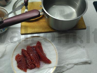 Raudona ikra mažai sūdyta Žingsnis 2