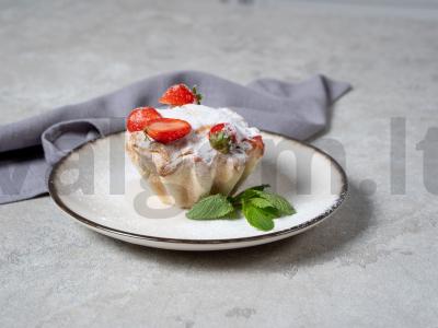 Uogų krepšelis pagrindine nuotrauka