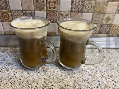 Kava „Glace su vaniliniu ledais“ Žingsnis 3