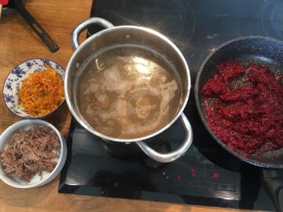 Ukrainietiška barščiai Žingsnis 4