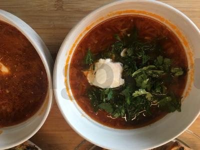 Ukrainietiška barščiai pagrindine nuotrauka