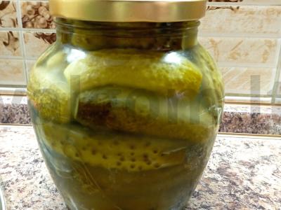 Rūgštūs agurkai Žingsnis 3