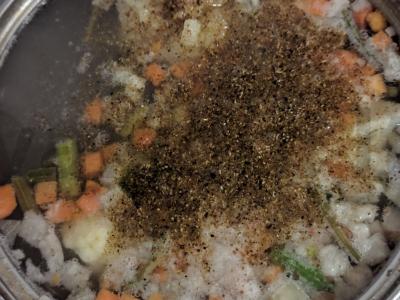 Daržovių sriuba su meatballs Žingsnis 4