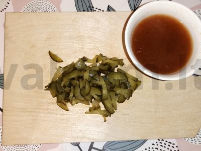 Keptas bulves su žiediniais kopūstais ir marinuotu agurku Žingsnis 4