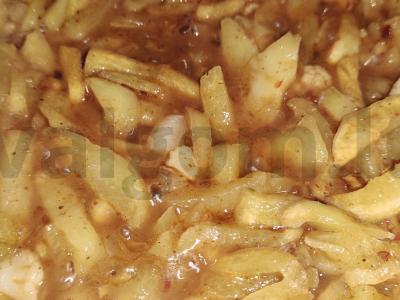 Keptas bulves su žiediniais kopūstais ir marinuotu agurku Žingsnis 5