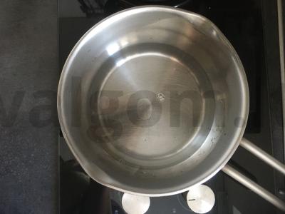 Šiltas salotas su vištiena ir kinoja Žingsnis 2