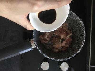 Šiltas salotas su vištiena ir kinoja Žingsnis 3