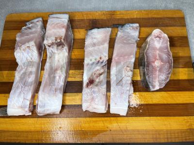 Keptas šamas su karamelizuotais svogūnais Žingsnis 1