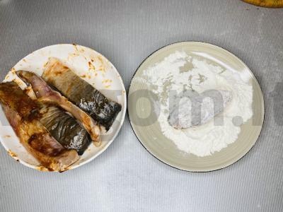 Keptas šamas su karamelizuotais svogūnais Žingsnis 3