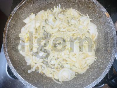 Keptas šamas su karamelizuotais svogūnais Žingsnis 7