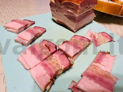 Brusketa su šonine ir lydytu sūriu „Užkandžiai“ Žingsnis 5