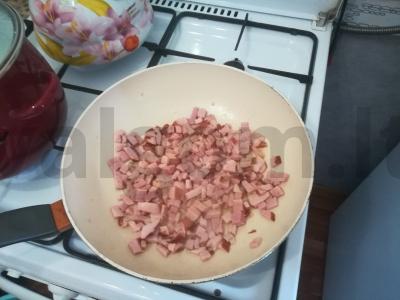 Spagečiai su šonine Žingsnis 1