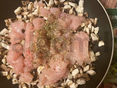 Šiltas salotas „Pachata“ su vištienos filė Žingsnis 4