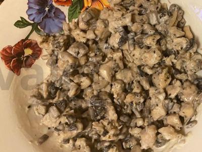 Šiltas salotas „Pachata“ su vištienos filė Žingsnis 5