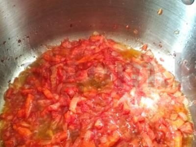 Sriuba su meatballs ir daržovėmis Žingsnis 4