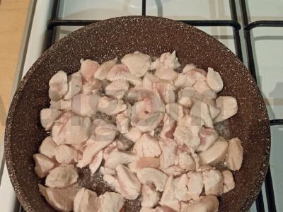 Vištiena su grybais grietinės padaže Žingsnis 2