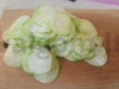 Marinuota ridikėliai su prieskoniais Žingsnis 2