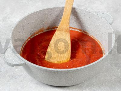 Klasikinė pomidorų pasta Žingsnis 9