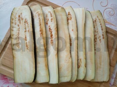 Aštrūs baklažanų ritinėliai su prieskonių įdaru Žingsnis 1