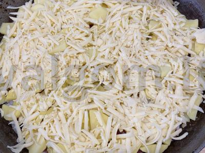 Prancūziškas mėsos patiekalas su veršiena ir gaudos sūriu Žingsnis 4