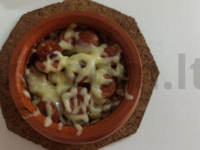 Perlovka su dešra ir sūriu orkaitėje pagrindine nuotrauka