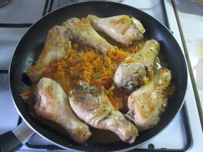 Troškinta vištienos blauzda pagrindine nuotrauka