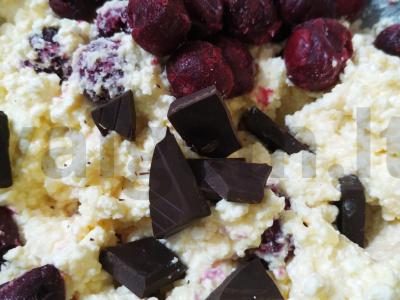 Varškės apkepas su vyšniomis ir filo tešla Žingsnis 2