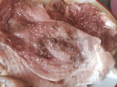 Kiaulienos kepsniai tešloje Žingsnis 3