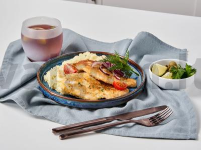 Kalakutienos filė su ruginių viso grūdo miltų paniruote pagrindine nuotrauka