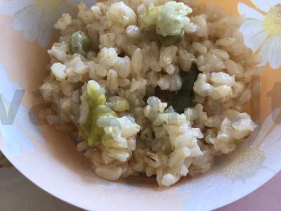 Rudieji ryžiai su daržovėmis pagrindine nuotrauka