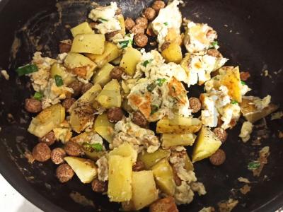 Omletas su bulvėmis ir sėlenomis pagrindine nuotrauka