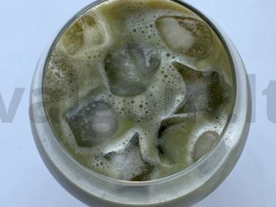 Ais-matča su bananų pienu Žingsnis 4