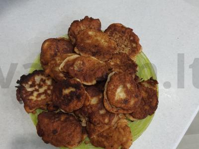 Kiaulienos kotletai bulvių tešloje pagrindine nuotrauka