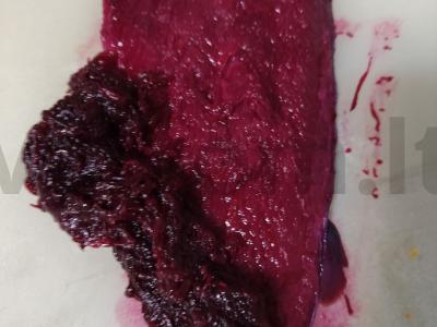 Silkė silpnai sūdyta burokėlių marinate Žingsnis 4