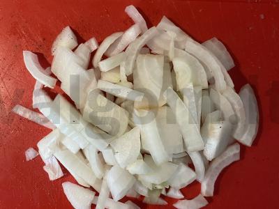 Uzbekiškas troškinys lėtoje viryklėje Žingsnis 3