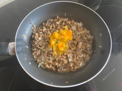 Vištienos atšaldytas su daržovėmis ir grybais Žingsnis 2