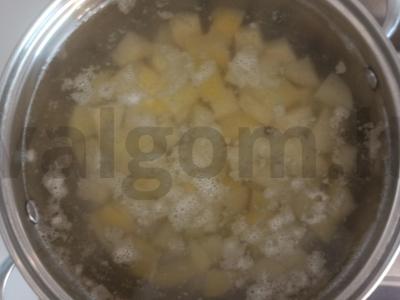 Žirnių sriuba su kiaulienos šonkauliais Žingsnis 1