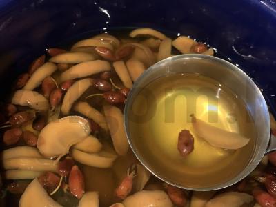 Namų sodrus kompotas iš džiovintų vaisių pagrindine nuotrauka