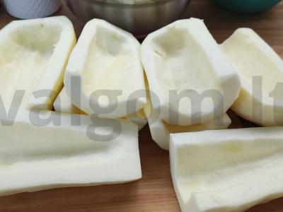 Cukinijų ikra su morkomis žiemai Žingsnis 1