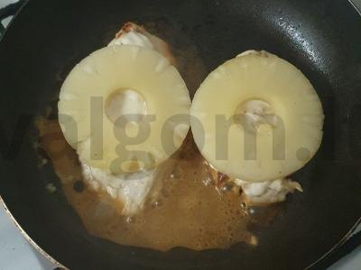 Vištienos steikas su ananasais Žingsnis 3